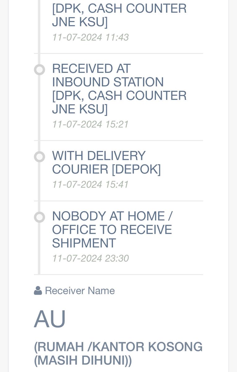 eldysack's tweet photo. kelakuan @JNECare update status tengah malam dengan posisi penerima yg salah, bikin lah status yg laen blok!!! klo emng di anter juga ketemu sm security jam segitu mah 🙃 (ini 2 paket yg berbeda) https://t.co/OrwBUCkLzU