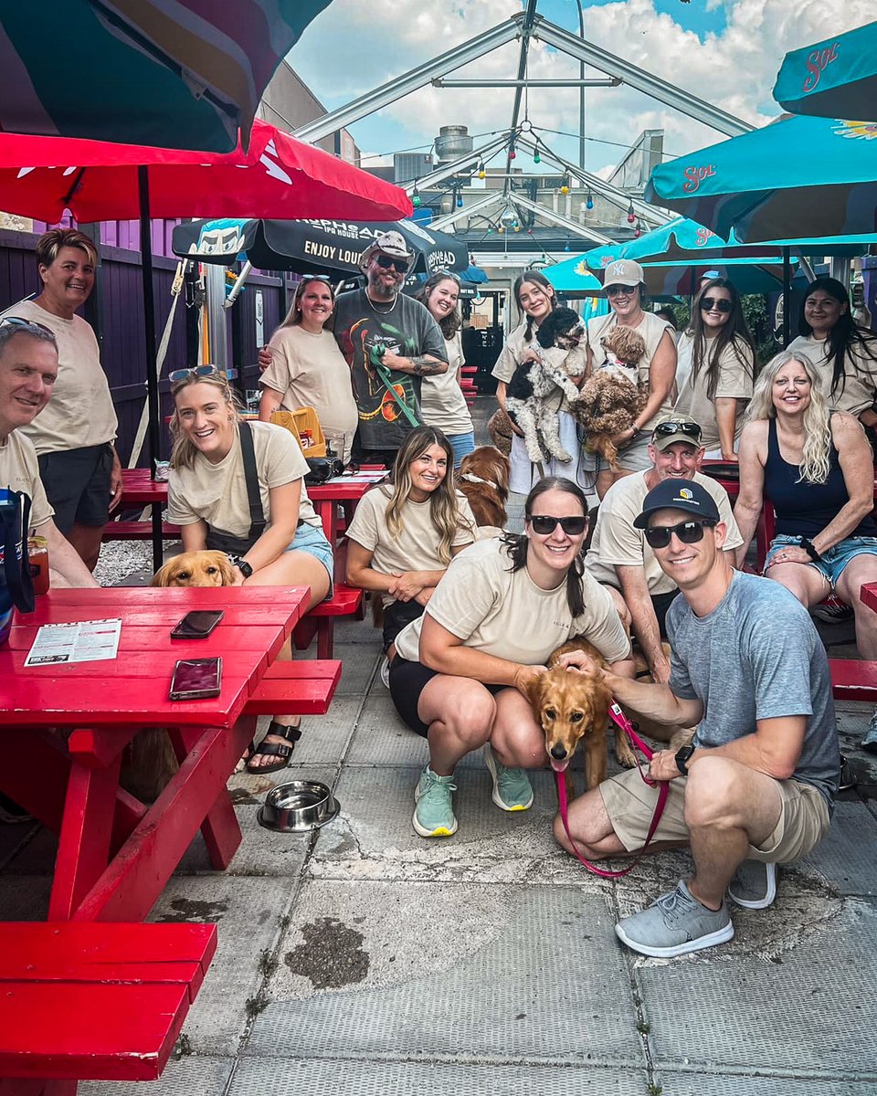 Leopoldstavern's tweet photo. Patio Pup Crawl! 🐕 🍻

This sweet crew stopped in at #LeosOG on their Pup Cawl! 

Dogs are always welcome on our patios! ❤️

@fellafetch #seeyouatleos #regina #yqr #yqreats https://t.co/X43eAQ6asU