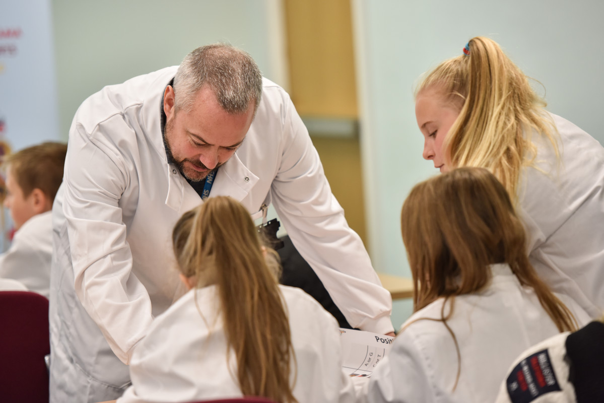 Apply for a £20,000 bursary to retrain and fill the high-demand for teaching roles in Physics, Chemistry, Maths, Technological Education, Home Economics, Computing Science, Gaelic and Modern Languages teachingbursaryinscotland.co.uk