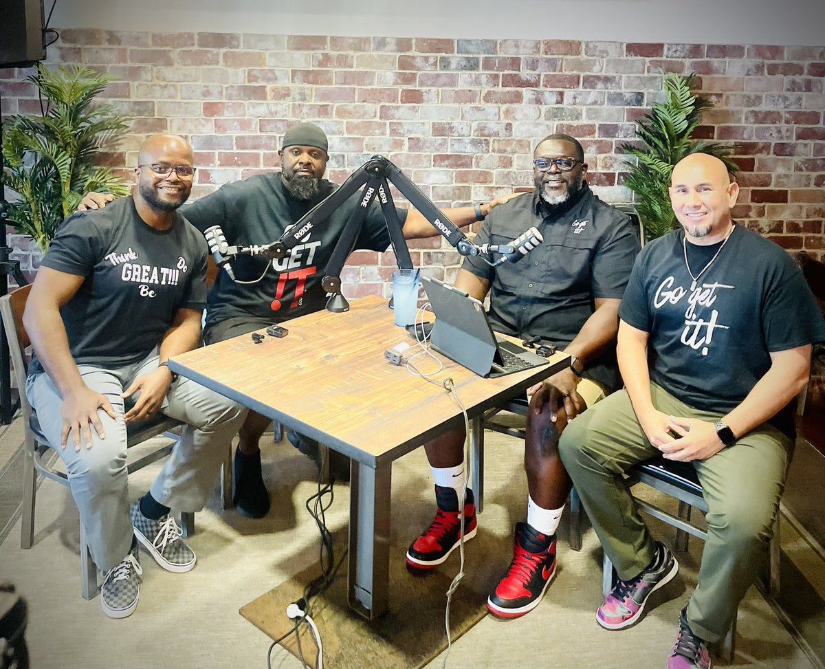 ChipBaker19's tweet photo. The Dudes! Grateful for them! @mltrujillo31 @charleswoodsww @DivineEncourag1 

#grateful #qualityrelationships #thedudes #goodpeople #tsc #gogetit https://t.co/thGrPmvIKG