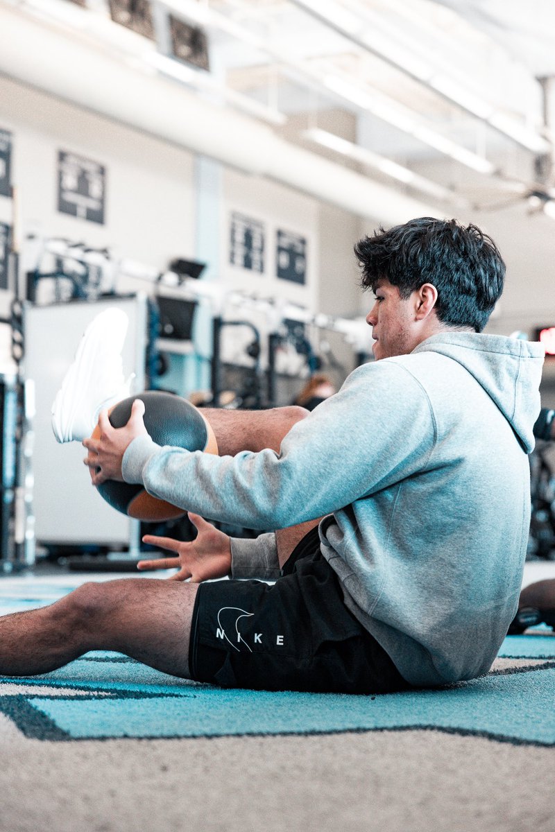 UNCWrestling's tweet photo. Leveling up in the weight room 📈 https://t.co/lQfeARTC3i