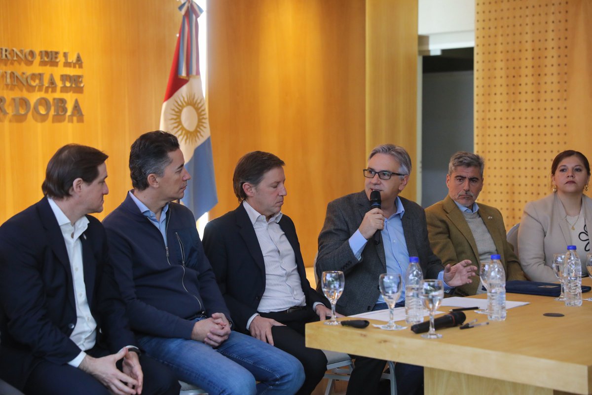 gobdecordoba's tweet photo. 🚨"Ojos en Alerta" se implementará en una primera etapa en los barrios Urca, Ampliación Urca y Yofre de la ciudad de #Córdoba; mientras que en el interior se sumarán inicialmente son: #RíoPrimero, #Sampacho, Corral de Bustos, Villa Allende, La Falda, Justiniano Posse, Jesús María, La Paquita, Villa Allende y San Francisco.

#SeguimosHaciendo #CórdobaNoPara