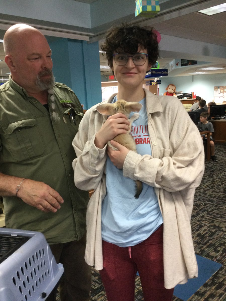 This morning the Sustainable Safari Wildlife Show stopped by Children's Services with some fury (and 1 scaly) friends!