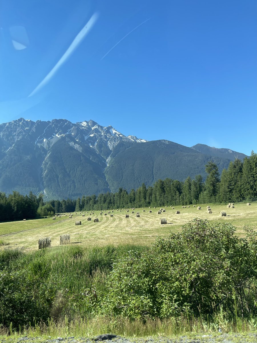 An amazing week in Canada this week with manufacturers and project teams. 

Incredibly welcoming and collaborative group of people who made the very busy week amazing.