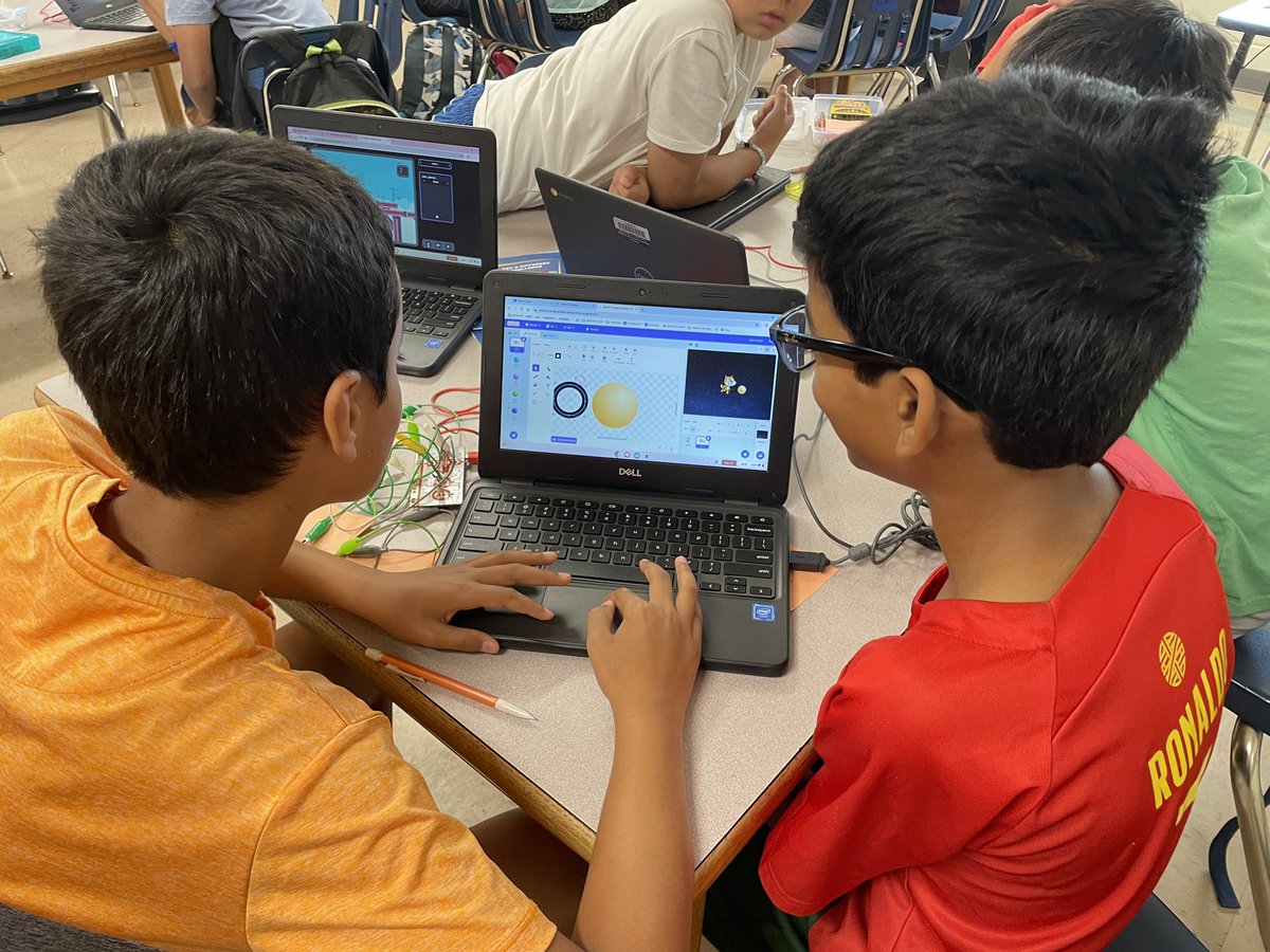 Rebecca Fischer tweet media