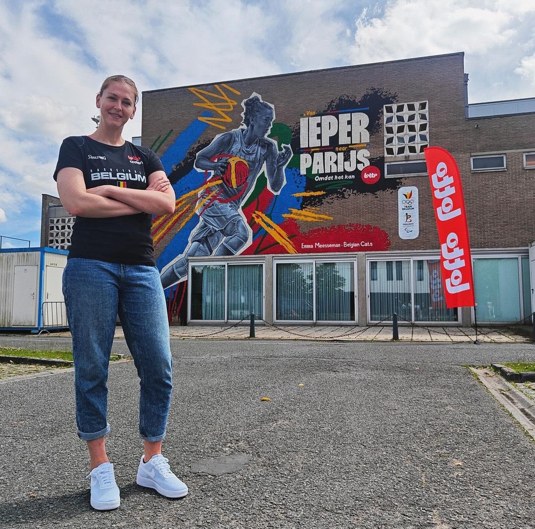 Soooooo cool 🥰 thank you <a href="/NatLot_Belgie/">Nationale Loterij</a> and <a href="/StadIeper/">Stad Ieper</a> for making this possible! 
Work by <a href="/Aerosol_Kings/">Rise One👺💣</a> 🫶🏻
#omdathetkan