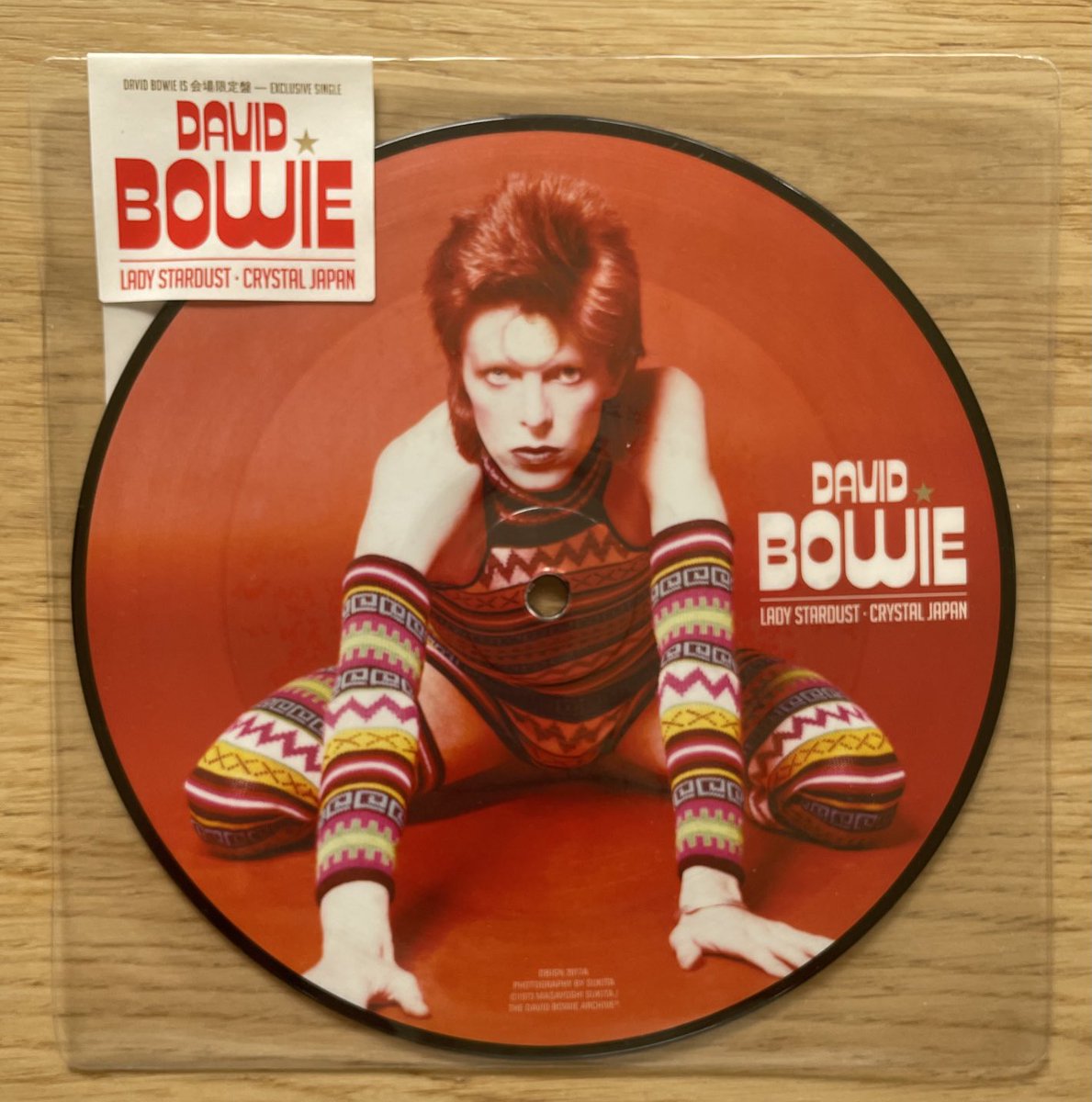 Weird_n_Gilly's tweet image. David Bowie Is… from Tokyo joins my collection, along with vinyl from other exhibitions sites including Groningen, Bologna Brooklyn 🥰⚡️✨ #DBIs