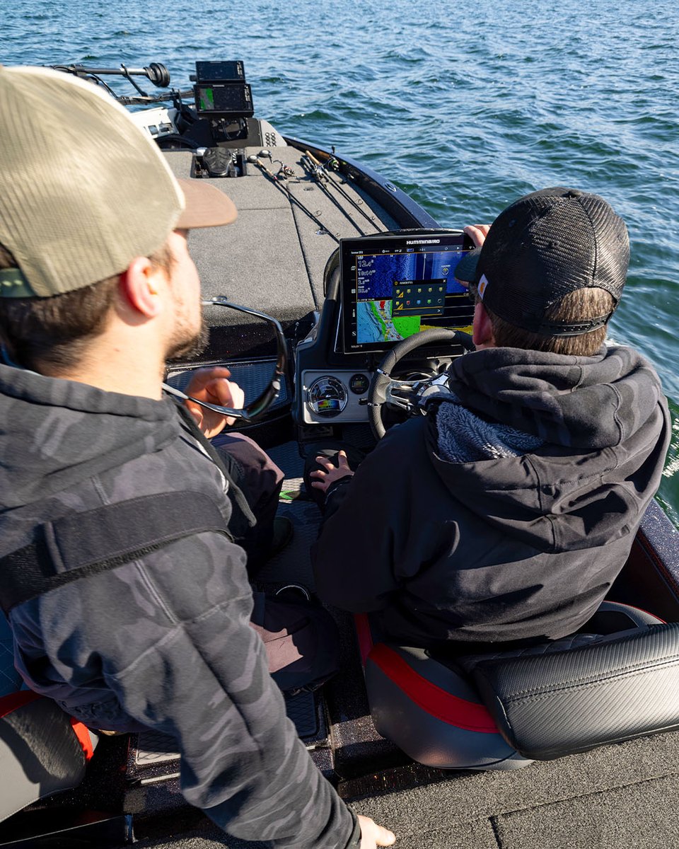 HumminbirdFish's tweet photo. When you find the juice! 📍🧃 #Humminbird

📸 Adam Bartusek | #SOLIX #FishFinder #BassFishing #SideImaging https://t.co/qy6SZTDV4J
