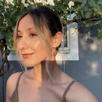 tugceyaparr's tweet photo. #YeniProfilResmi https://t.co/h8ec0s0ftt