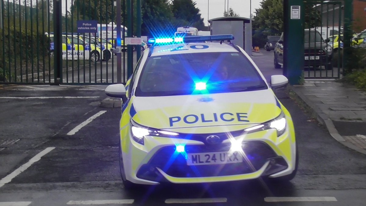 Britainsbluelights tweet media