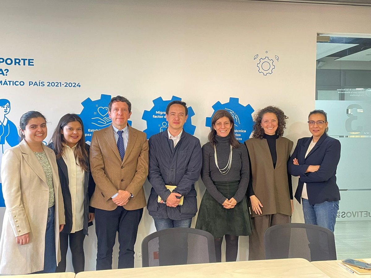Hoy, junto con <a href="/DNP/">DNP House</a>, estamos explorando oportunidades que permitan la convergencia regional para transformar los sistemas alimentarios urbanos y periurbanos🇨🇴🌱🏙️👇