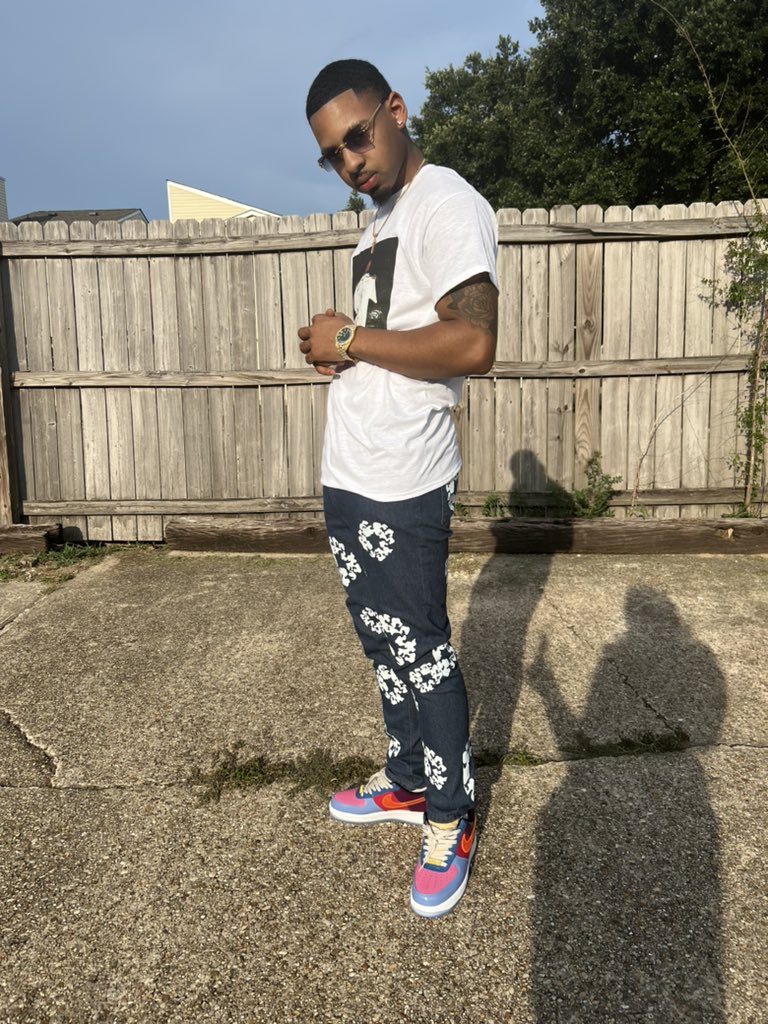 daRealajkillum's tweet photo. They hate my Everything! 🎰 #22trips #LLnussie🕊️ https://t.co/OxuDIEkUKC