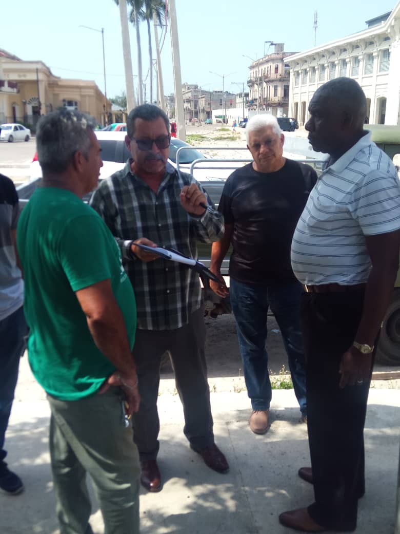 AntonioRdguezR's tweet image. Se chequea, con todos los implicados, la ejecución del Drenaje el #Pontón, en la Habana, obra que acumula atrazos, por distintas razones, se puntualizan, los objetos de obras y los recursos necesarios, para su terminación y puesta en explotación #CubaViveYTrabaja #INRHCuba