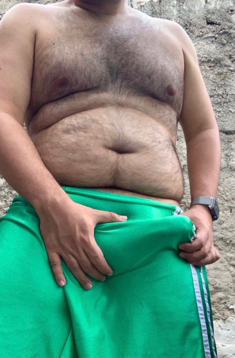 urso_pe's tweet photo. @bearflix @TheBlowers @Thegoodbear69 @DurkeMidden @ScruffyStocky @ginger_chi https://t.co/zkDTqsXIAU