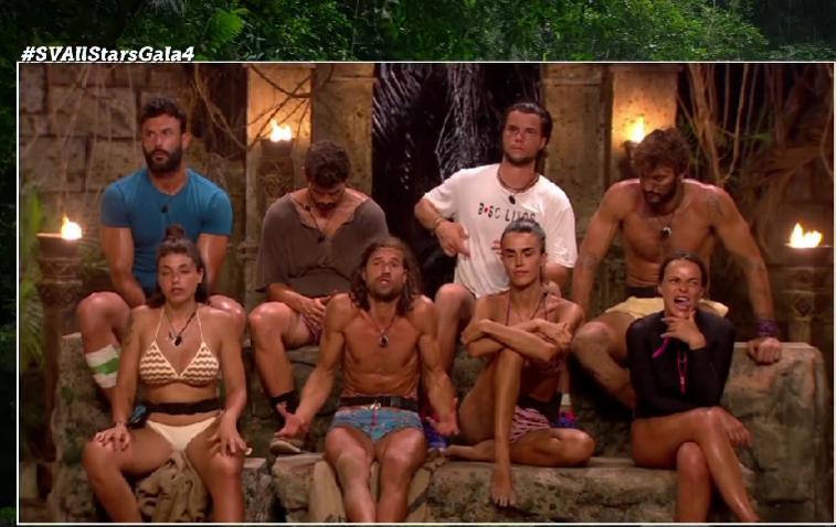 rafaglaf99's tweet image. ¿De qué lado te posiciones en la discusión de la tarta?
RT- Marta Peñate, Lola, Jorge Pérez y Alejandro Nieto
MG- Sofía Suescun y Abraham
#SVAllStarsGala4 #SupervivientesAllStars #SVAllStars #Telecinco #Mediaset