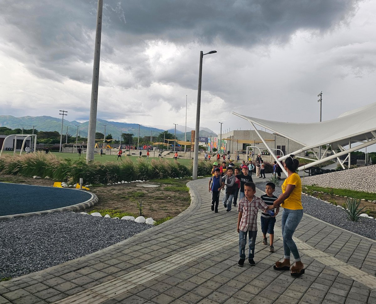 Parquekevingt's tweet photo. ¡Agradecemos su visita! 🙌
En nuestras áreas hay deporte, recreación, historia y cultura.
¡Te esperamos! 🥳

#GuatemalaSaleAdelante #DeporteSaleAdelante https://t.co/wse3j2Hwf4