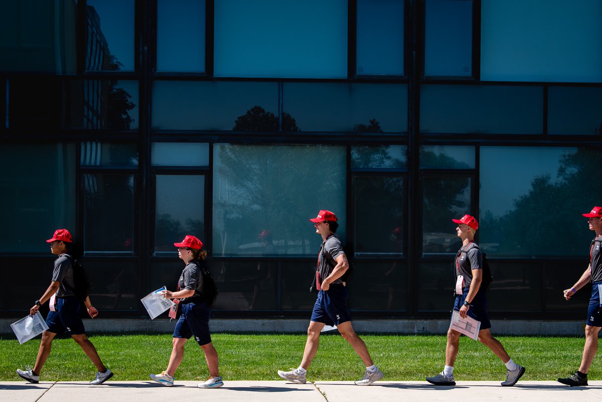 af_academy's tweet photo. Welcome the 2024 preppies to @USAFAPrepSchool!
Learn about in-processing: https://t.co/MPtgbF86r0
#usafaprep #IDay #huskystrong #preppies4life #USAFA https://t.co/YTB8YJabDa