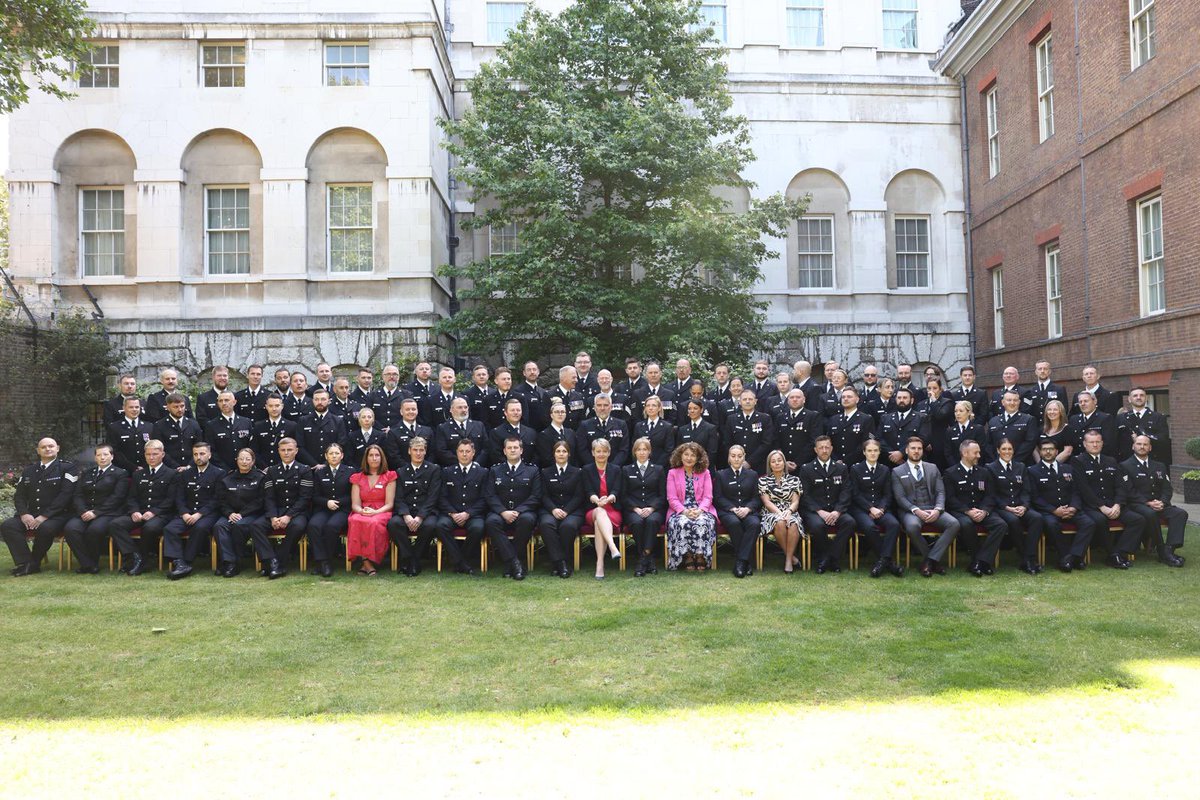 Yvette Cooper tweet media