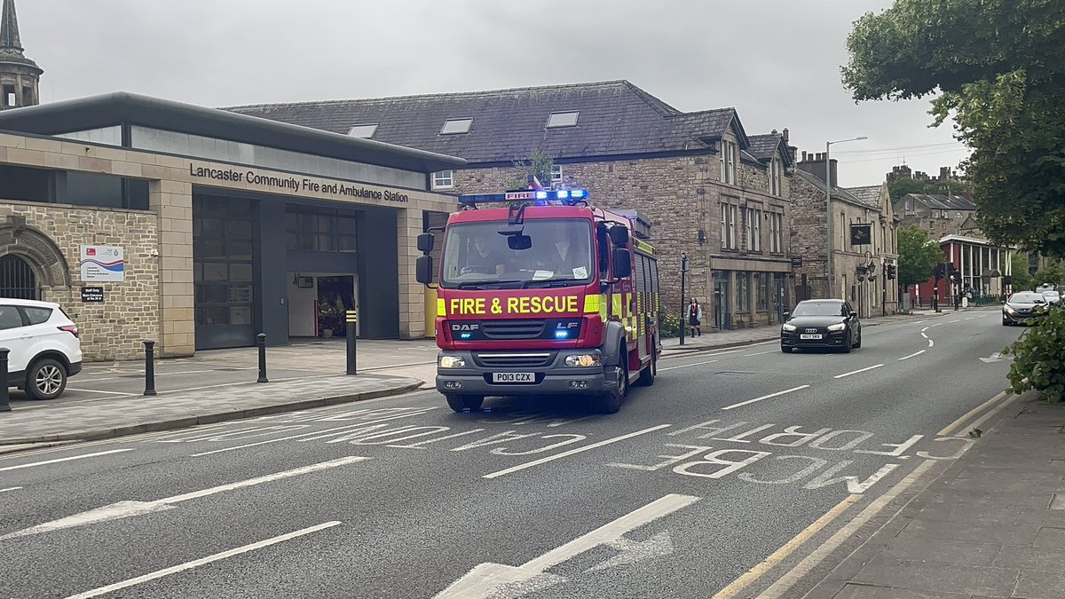 Lancsfirephotography tweet media