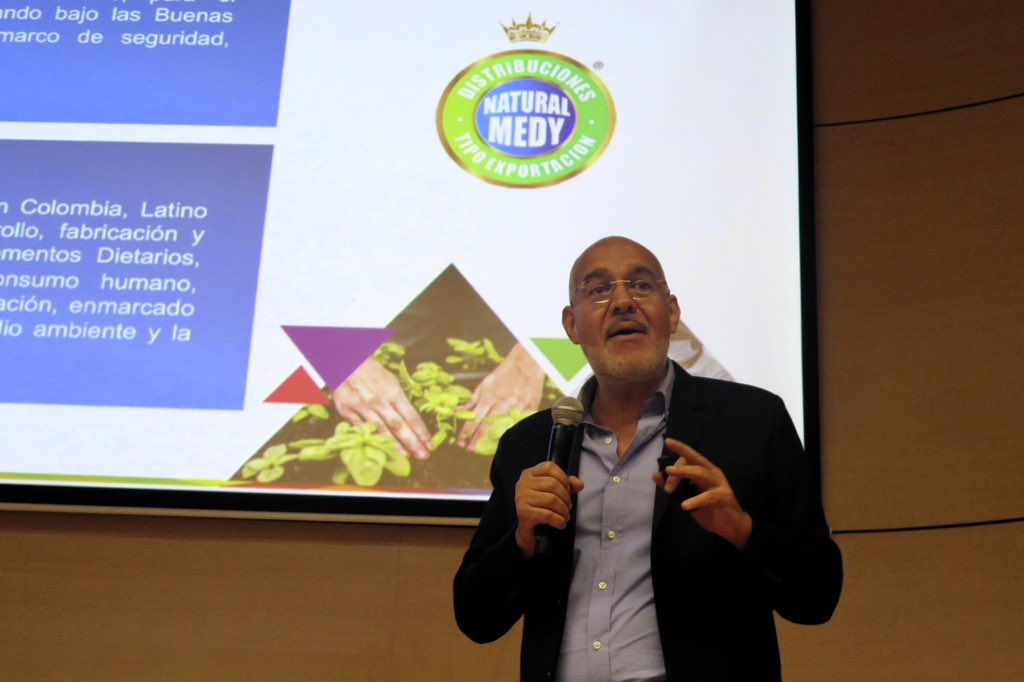 GQSPColombia's tweet photo. #Cali ¡Gracias por acompañarnos en nuestro último Encuentro Regional! Los invitamos a estar pendientes de nuestras líneas de asistencia, juntos lograremos impulsar la #calidad del sector fitoterapéutico 🌿.

👉 https://t.co/OlvkGq0FQU https://t.co/CyuBYGmsW0