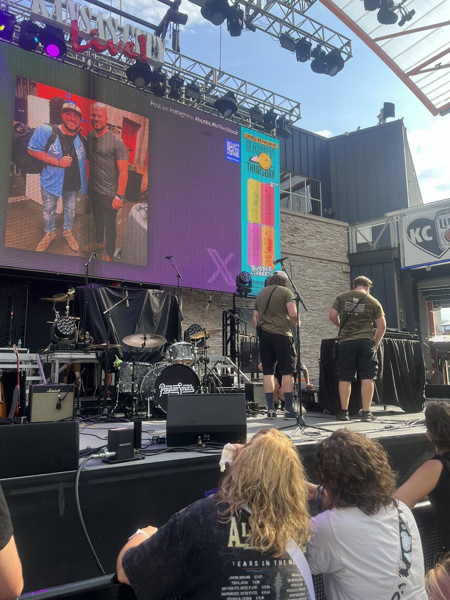 taylorshayne96's tweet photo. Ready for @m10penny at #hcnkc #kcliveblock https://t.co/0cXdYTowkz