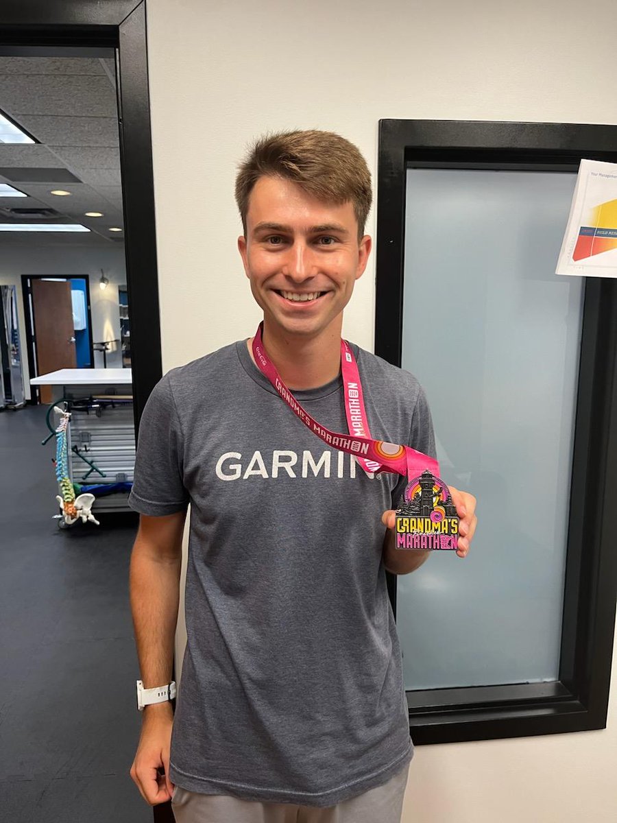 wefixmovement's tweet photo. Reed worked with his physical therapist, Alex, and was back to running again.  Congrats, Reed, on your marathon finish! #teamCORE https://t.co/E9DdwzN7Ks