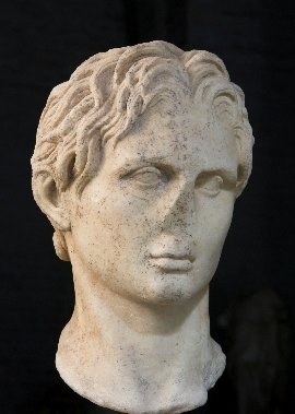 Büyük İskender (Grekçe: Αλέξανδρος Γʹ ὁ Μακεδών, Aleksandros III ho Makedon; M.Ö. 20 Temmuz 356 – M.Ö. 10 Haziran 323), asıl adıyla III. Aleksandros veya yaygın adıyla Büyük İskender, Yunan Antik Makedonya Krallığı'nın M.Ö. 336–323 yılları arasındaki kralıdır.