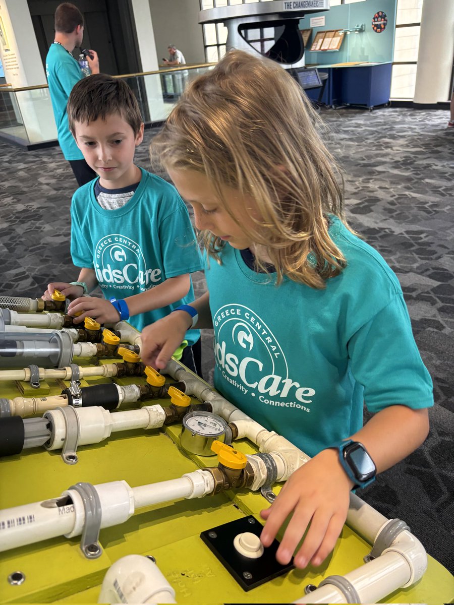 KidscareGCSD's tweet image. Amazing first field trip to the Museum and Science Center! We have some really exceptional children and staff @GreeceCentral. ❤️ #Back2TheFuture