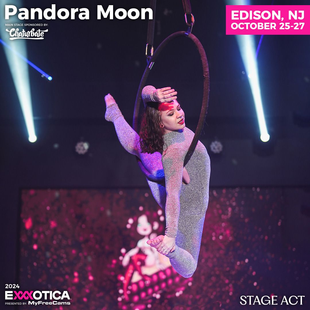 EXXXOTICA's tweet photo. Pandora Moon Appearing Live! https://t.co/qZYbvk81vw 

#AdultPerformer #ChicagoIL #EdisonNJ #EXXXOTICAHottie #MainStage #MiamiFL #WashingtonDC https://t.co/lDVLCdKyl2