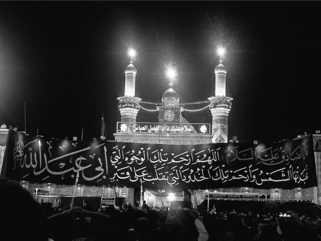 h0orii_01's tweet photo. لاتكسر لي خاطر بوعلي ، هَالملايين شيضرها لو تزيد عَليها زاير💔؟.
#الأربعين https://t.co/xq4bta5rDw