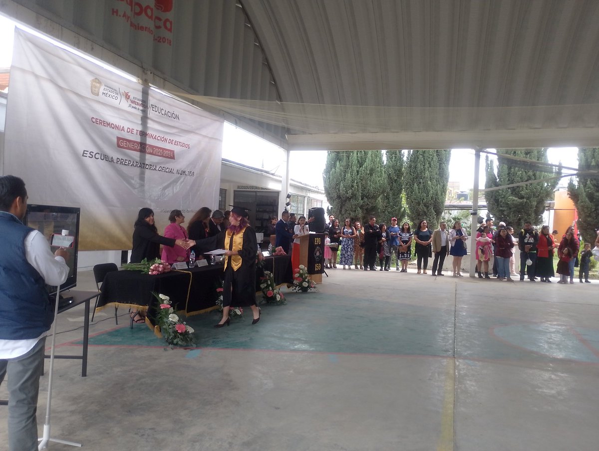 Escuela158's tweet photo. Ceremonia de egresion generación 2021-2024 https://t.co/SHfsCZwBJ6