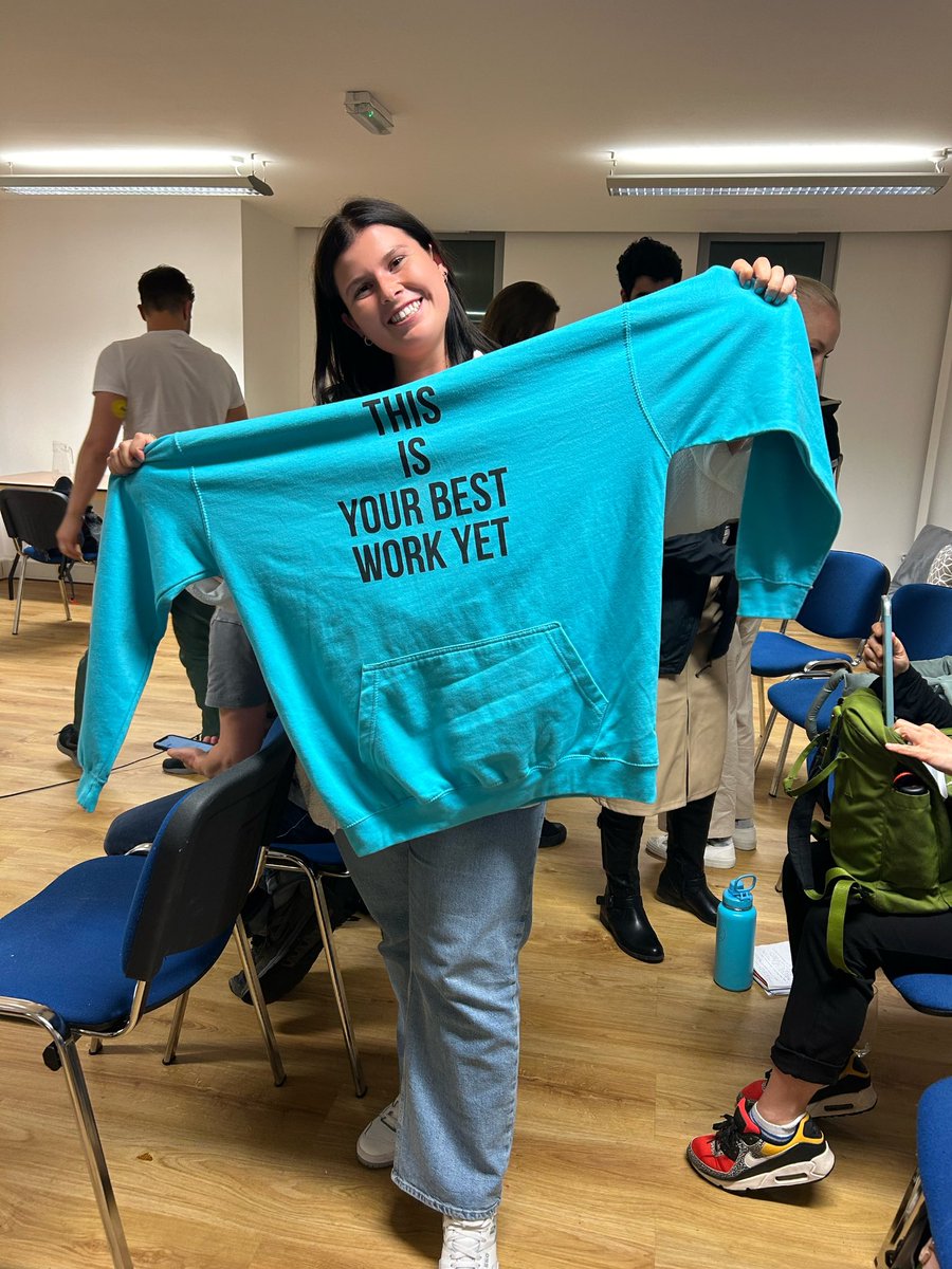 Bagged myself the blue jumper 🩵 at <a href="/mixingnetworks/">Mixing Networks</a> 
Can’t recommend their levelled classes enough every actor needs to get to know! 🎬✨🫶🏼