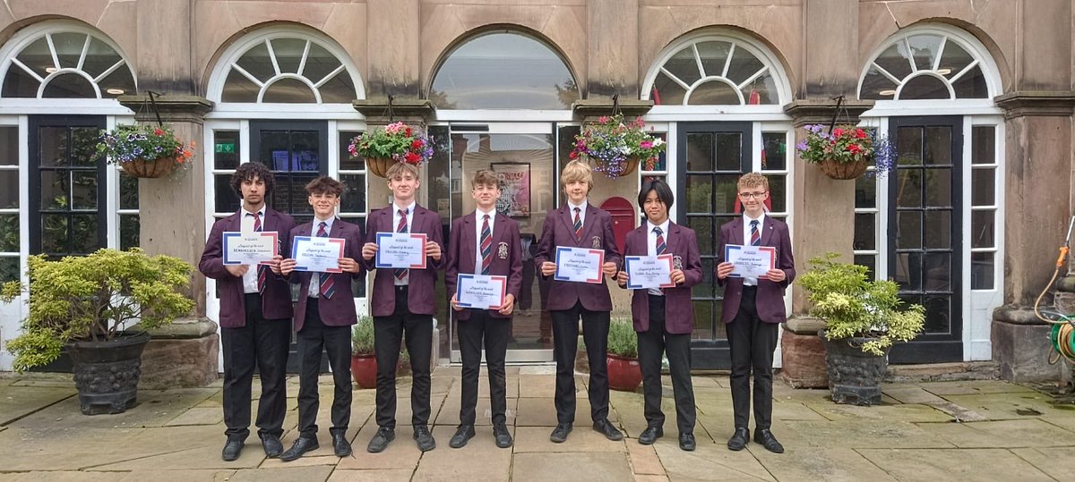 HA_FrenchDept's tweet photo. A superb way to end this term! Many congratulations to our Yr 10 for receiving their nominations of #LinguistOfTheWeek๐ - We are extremely proud of you all. Well done! Bravo! #ProudTeacher #SmashingEndToTheTerm #CelebratingSuccess #HardWorkPaysOff โฆโฆ@HabsAdamsGSโฉ ๐๐๐ซ๐ท https://t.co/4rvJj7W5lC