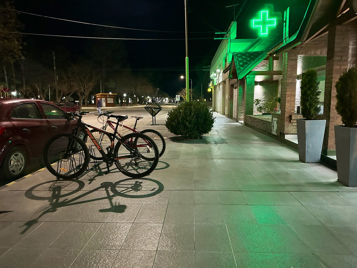 gui10road's tweet photo. En los pueblos se vive distinto. Capítulo mil.

📍Jacinto Arauz, La Pampa https://t.co/bI09TqsICp