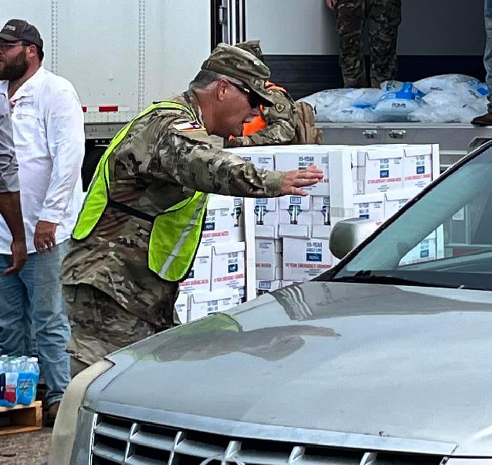 TDEM's tweet photo. The State of Texas continues to support communities impacted by Hurricane #Beryl through response and recovery efforts.

TDEM has deployed state resources such as personnel, generators, truckloads of water and ice, ready-to-eat meals, tarps, and fuel. https://t.co/WotQXMo06w