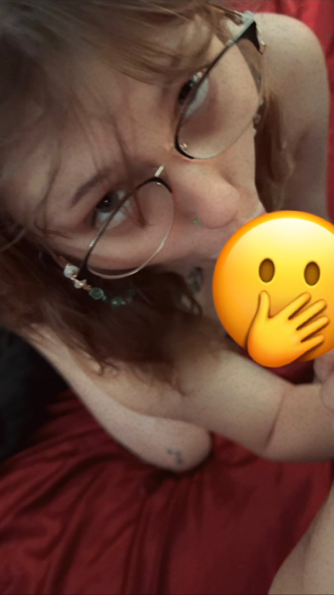 riannaOF's tweet photo. hml for the video 🥰🙌 5$

#onlyfans #nsfw #findom #teen #petite #oral #slut #sexy #pawg #titties https://t.co/jgxYyW8un4