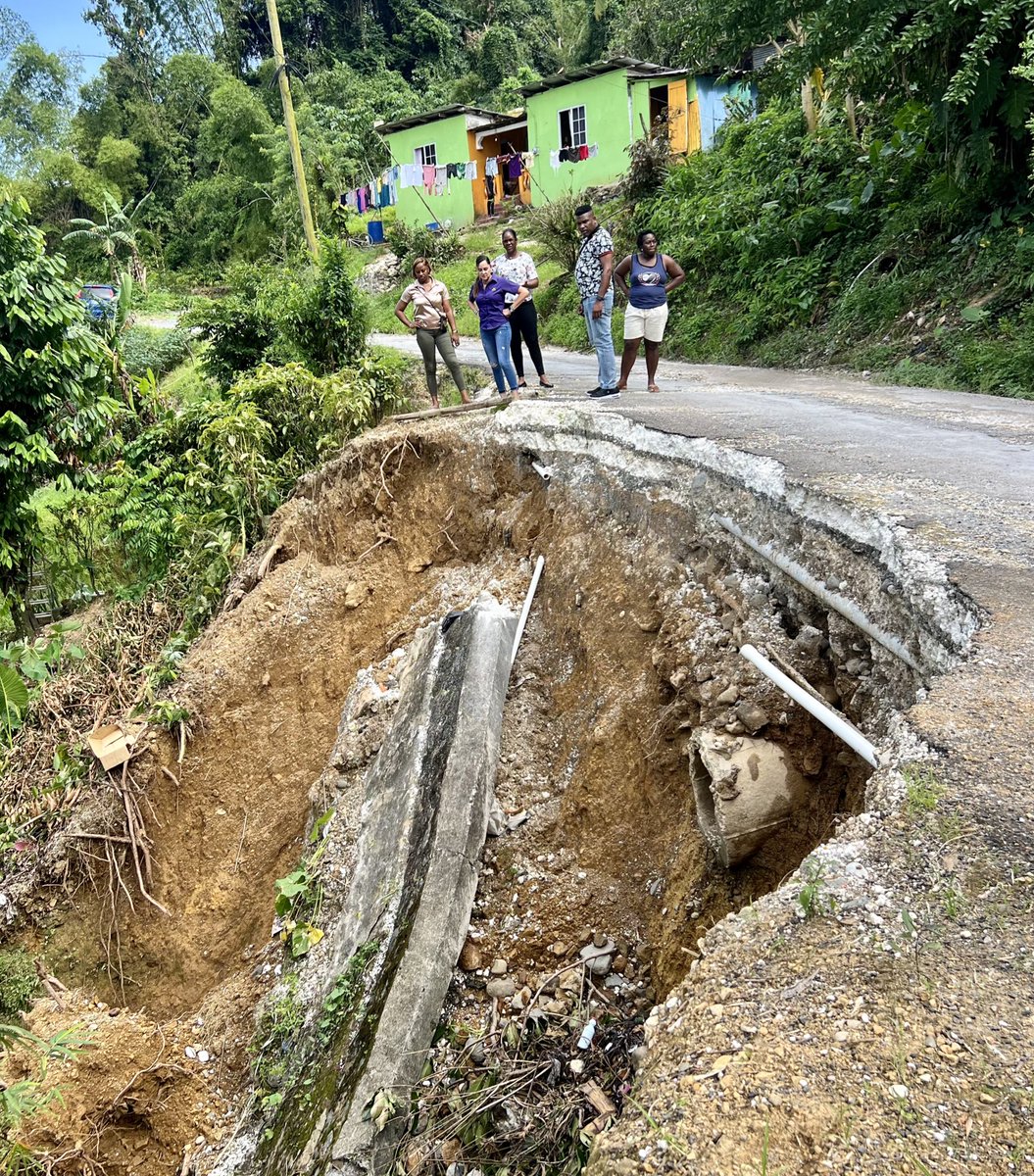 annmarievazja's tweet photo. The #ActionTeam along with reps fr NWA visited 2 major breakaways in the #RioGrandeValley fr the hurricane.
1st in #GingerHouse that just fix in April😫
2nd #BarryHill about to be rehabilitated now xtra work

This on top of what needed fixing no pretty pon wi, but #GOJ on it 🇯🇲🙏🏻 https://t.co/DPyn8eR1bS