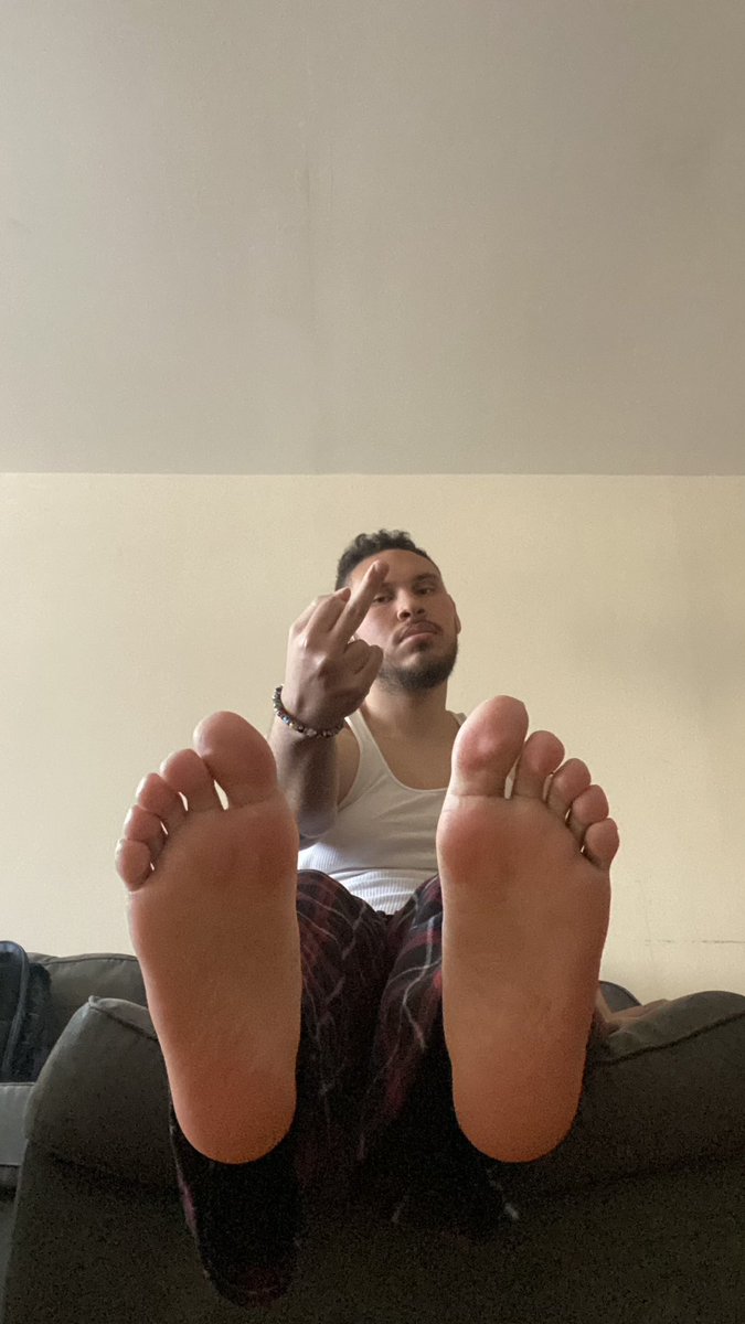 shungokusatsu98's tweet photo. You belong to me now. So do as your told and suck my toes 🐶
#malesoles #malefeet #gayfeet #gaysoles #gaytoes #maletoes #manfeet #mansoles #master #mantoes  #menfeet #mentoes #mensocks #mensoles #mensocks #gaysocks #socksgay #malesocks #guysocks #findom #cashmaster #cashslave https://t.co/INAncz3UtP