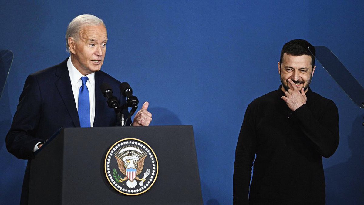 #Biden introducere #Ukraines præsident, #Zelensky som … præsident #Putin

….