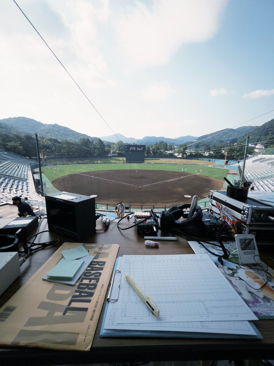 uka_atchyp's tweet photo. 実況席でスコアラーしてるよ
選手たち見てたら自分のとき思い出してずっと目潤んじゃって🥲笑 https://t.co/G20vqv84Kh