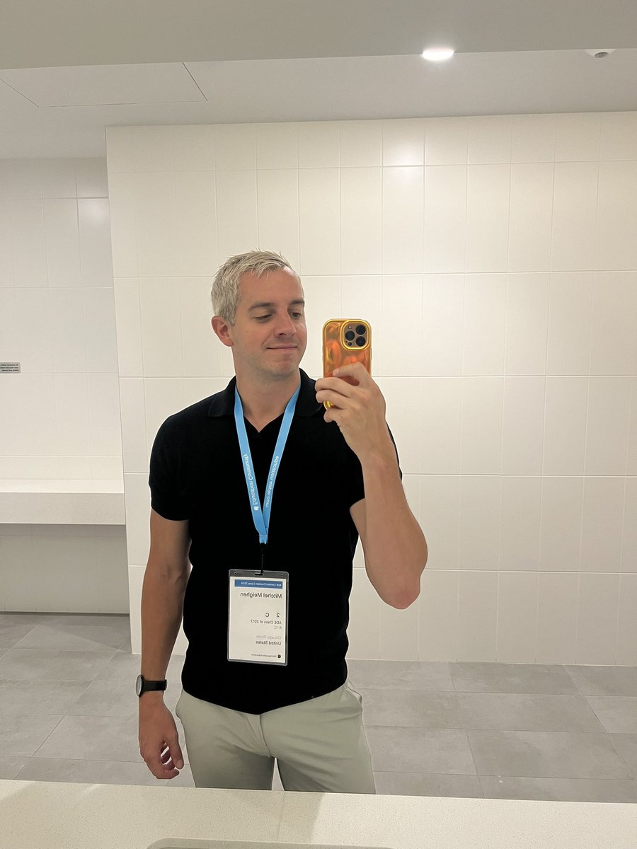 mr_meighen's tweet image. Great experience this week at the Apple Campus in Austin with fellow ADEs creating content for @AppleEDU!

Thank you to @apple for creating this space for us to work! Looking forward to our next growth opportunity. #AppleEDU #AppleDistinguishedEducators #ADE