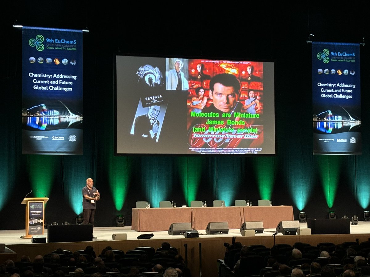 apoethig's tweet image. What a great conference @EuChemS ECC9 in Dublin! With amazing talks, posters and inspiring plenaries. From molecular spies to molecular motor (magic)…:) Thanks to the organizers @irishchemistry! Always great to meet/make friends w/ @MukherjeeChem @MedBioinorgChem @lrraurell