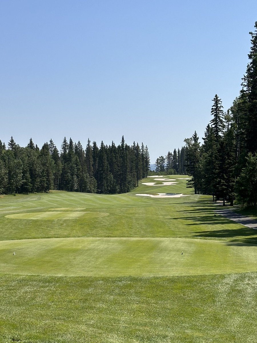 Had the opportunity to play Priddis Greens this afternoon and my god did it live up to everything I’ve heard, it’s been on my list ever since I got here and so glad I got to play it!