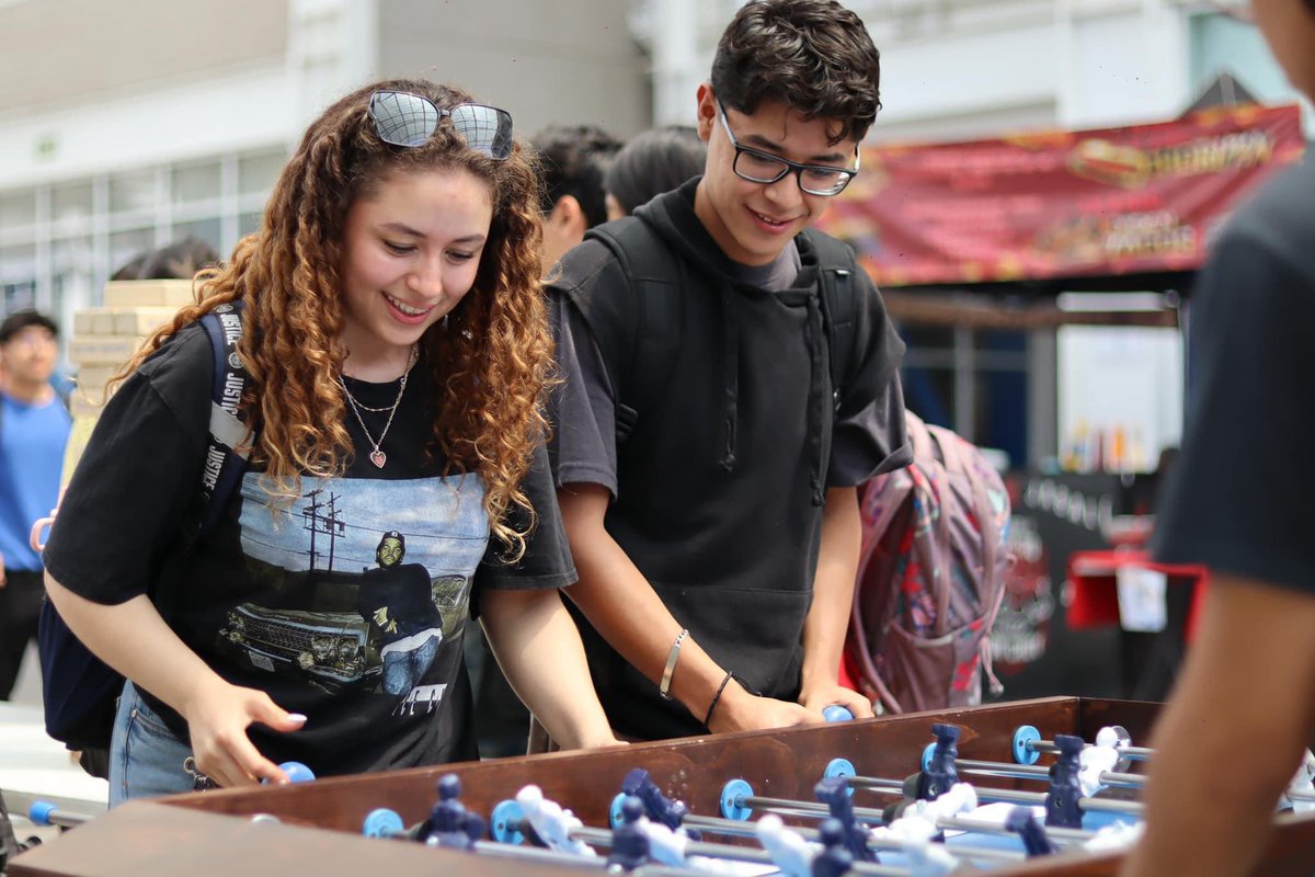 UNITECMX's tweet photo. ¡Esto ha sido parte de nuestra Semana #UNITEC en #UNITECecatepec 💙, llena de diversión, convivencia, y momentos únicos. 🥹👏🏻 Pero esto todavía no termina, ¡Te esperamos en nuestras próximas actividades! 🥳 #SoyUNITEC https://t.co/RCtV5MVovI