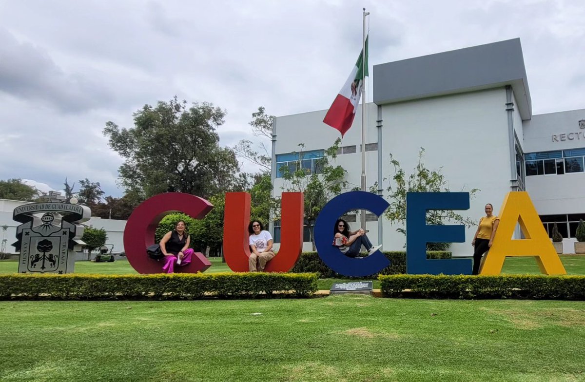 Dr. Karla Badillo-Urquiola (Dr. KB) (@kbadillou) on Twitter photo Prepandonos para nuestra escuela Internacional de Computación Responsable! 🇲🇽🇺🇲
Preparing for our International School on Responsible Computing! 🥳🎉
Call for Applications: TBA soon!
Colaboración entre: <a href="/NotreDame/">University of Notre Dame</a> <a href="/udec_oficial/">Universidad de Colima</a> <a href="/udg_oficial/">Universidad de Guadalajara</a> <a href="/UMSNH_Oficial/">UMSNH Oficial</a> <a href="/UPGdl/">Universidad Panamericana Guadalajara</a> Prepandonos para nuestra escuela Internacional de Computación Responsable! 🇲🇽🇺🇲
Preparing for our International School on Responsible Computing! 🥳🎉
Call for Applications: TBA soon!
Colaboración entre: <a href="/NotreDame/">University of Notre Dame</a> <a href="/udec_oficial/">Universidad de Colima</a> <a href="/udg_oficial/">Universidad de Guadalajara</a> <a href="/UMSNH_Oficial/">UMSNH Oficial</a> <a href="/UPGdl/">Universidad Panamericana Guadalajara</a>