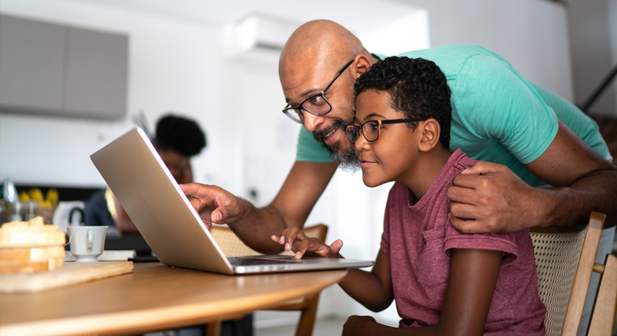 SpectrumCU's tweet image. Proactive measures can secure your child&apos;s financial future. Learn how to prevent identity theft and what to do if it happens. ow.ly/1KHM50SA3o9