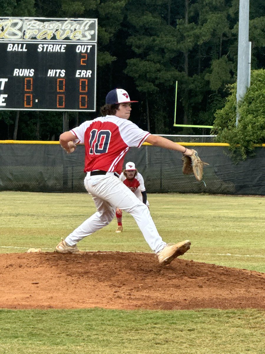 AdamKlein396687's tweet photo. Landon Klein LHP 2027 Complete game no hitter @JacobSimmons07 @STJSHARKSBSBALL @OTZ_Sports https://t.co/NjEGt5MPBG