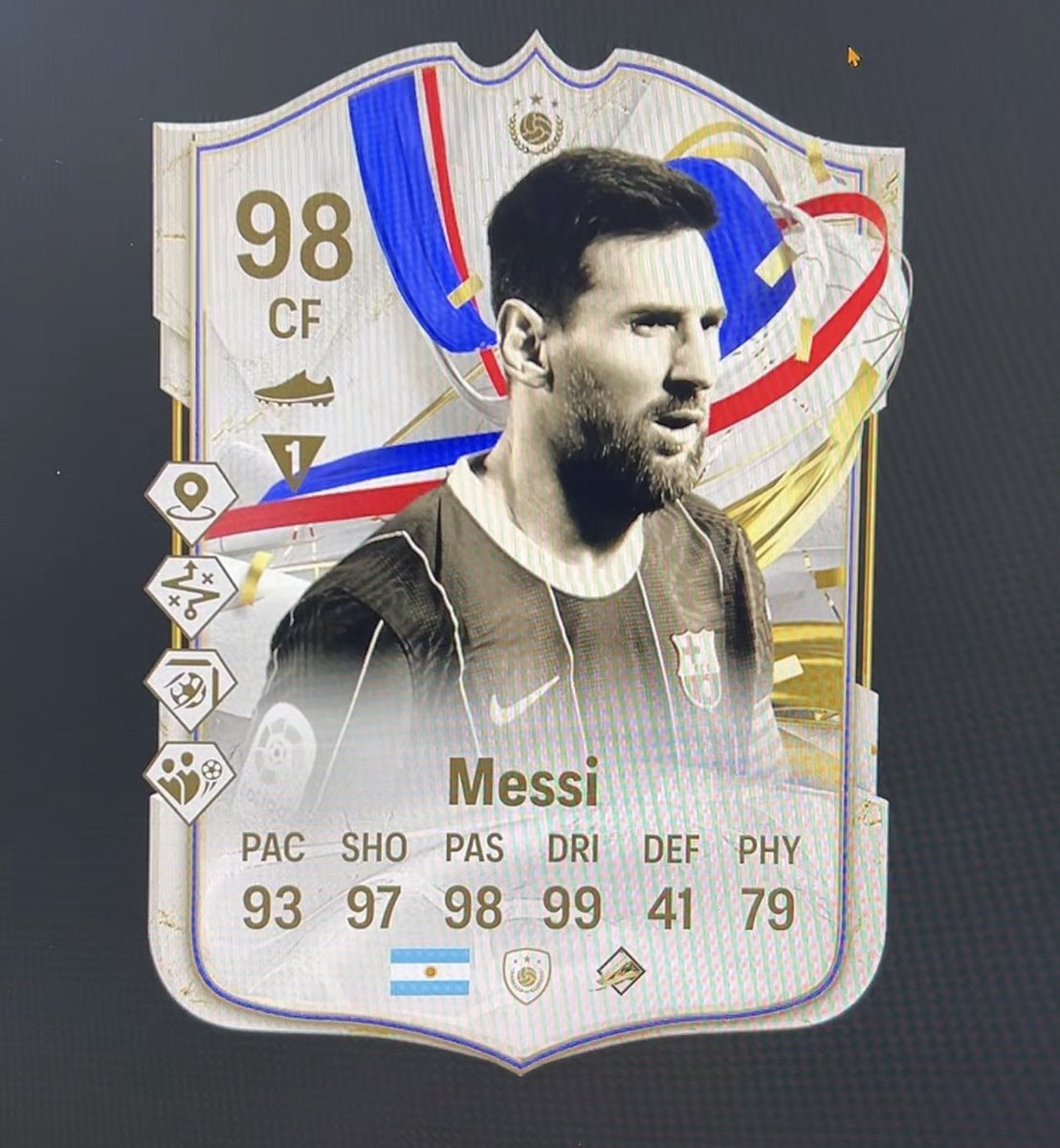 Tuckerwinter8's tweet photo. How many years until we see this card 🔥 https://t.co/ggrXIc8CUF