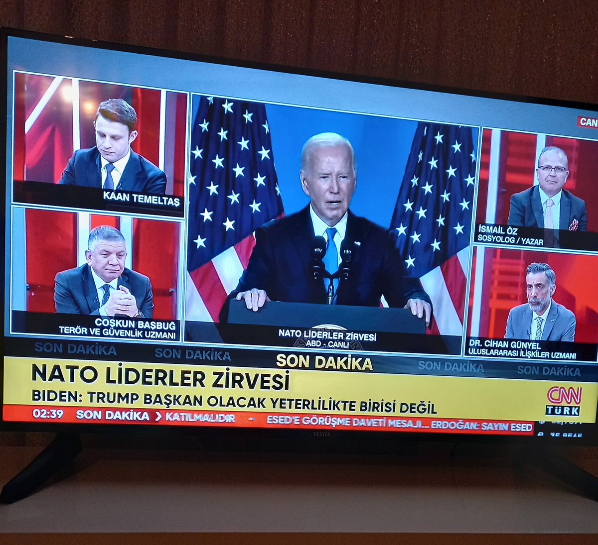 Dr. <a href="/Cihangnyl/">Cihan Günyel</a> hocam ekranda olunca uykusuz kalmaya değiyor. <a href="/cnnturk/">CNN TÜRK</a>