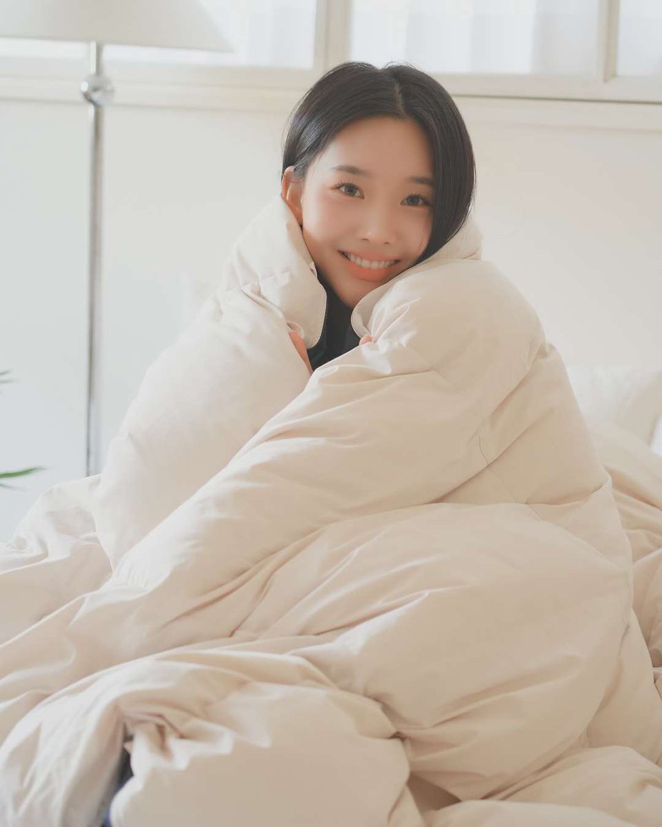 DearsWorldwide's tweet photo. [INSTAGRAM]

Seoyeon / k1mminjoo
다들 베스트라고 해준 사진 메인으로 ☁️

(1/2) https://t.co/SOgYbd3ohv